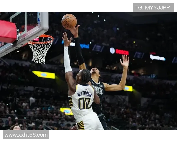 福登的崛起与未来展望:探讨这位年轻球员在足球界的影响力与潜力 福登的崛起与未来展望:探讨这位年轻球员在足球界的影响力与潜力