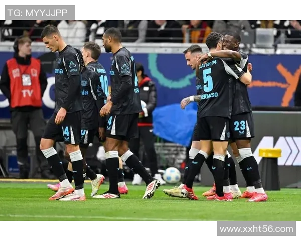 勒沃库森豪取开局连胜，德甲主场大胜汉堡表现抢眼