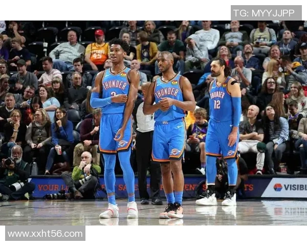 克里斯保罗的传奇篮球生涯与未来展望：从控卫之王到球队领袖的蜕变